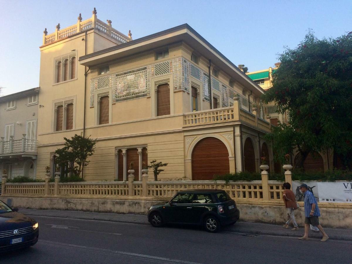Casalella Villa Viareggio Exterior photo